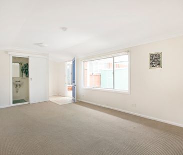 8 Lingellen St, Berowra Heights NSW 2082 - House For Rent | Domain - Photo 2