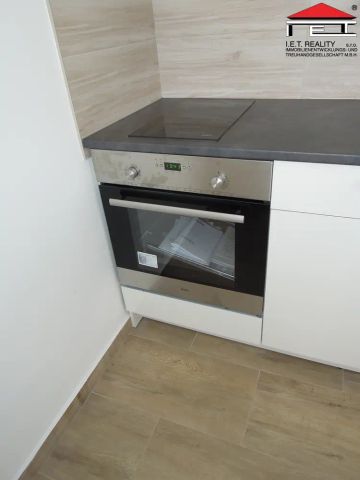 Pronájem bytu 1+1, 28 m - Photo 2