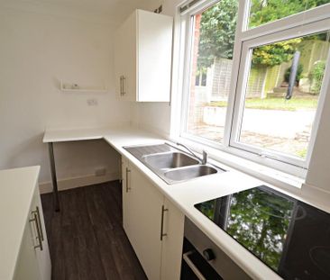 2 bedroom flat to rent - Photo 5