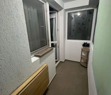 Garsoniera bine compartimentata cu balcon inchis, centrala termica - Fotografie 6