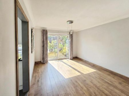 4 Bedroom Detached House To Rent - Photo 2