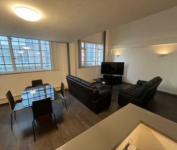 4 Bed Flat, Hatton Garden, L3 - Photo 1