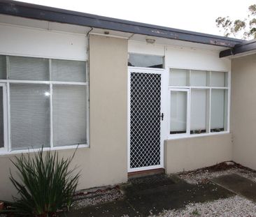 Neat & Tidy - Photo 3