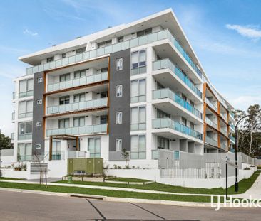 Brand New One Bedroom Apartment - Available now! - Photo 3