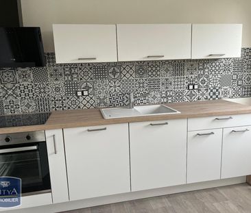 Location Appartement 1 pièce 37m² CHATEAUROUX 36000 - Photo 1
