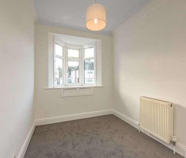 Addington Drive, North Finchley, N12 - Photo 5