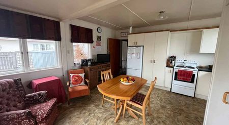 Home in Awapuni - Photo 3