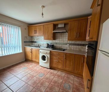 86 Railway Street - Photo 3