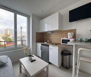 STUDIO MEUBLE-PROCHE BOULEVARD MONTAIGNE-LA2215 - Photo 2