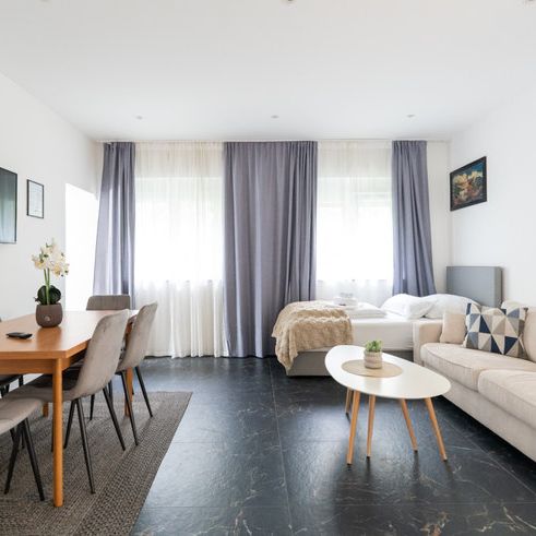 Bahnhofstraße - Photo 1