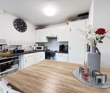 duplex - Photo 1