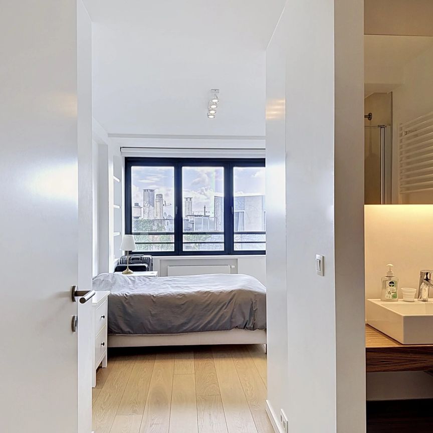 Avenue Louise - Furnished 2-bedroom apartment - Photo 1