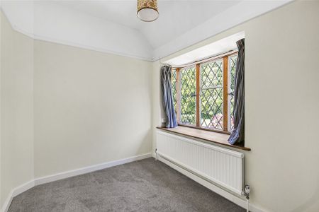 West Common, Harpenden, AL5 2LD - Photo 4