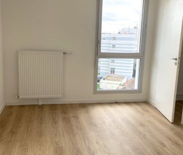 Location Appartement 4 pièces 81m² REIMS 51100 - Photo 3