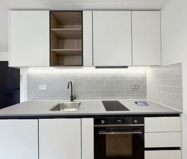Studio Flat, Beaufort Square, NW9 - Photo 6