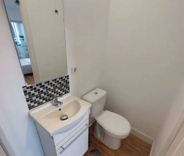 Calle de Rafael Fernández Hijicos, Madrid, Community of Madrid 28038 - Photo 5