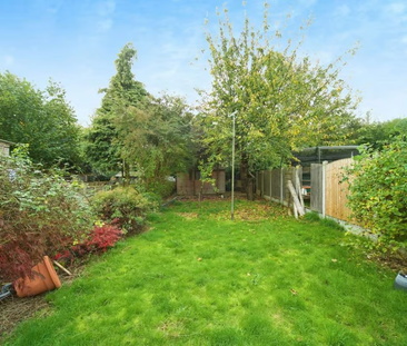 1 bedroom in a house share to rent - Photo 4