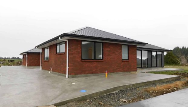 3 Bedroom Townhouse, Te Anau $600 pw - Photo 1