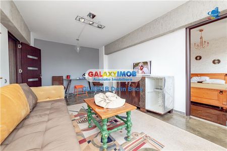 Inchiriere 3 camere TITAN (METROU Nicolae Grigorescu) - 2 bai - Photo 2