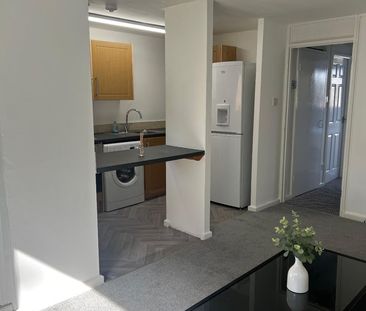 1 Bed Flat, Club Garden Road, S11 - Photo 1