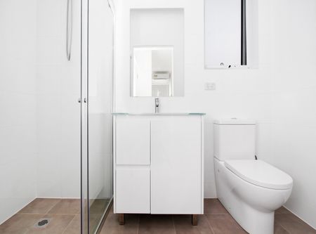 Modern and Private Two Bedroom Granny Flat - Photo 5