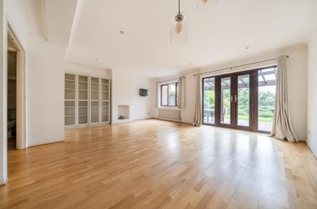 Stoughton Road, Guildford - 4 bedrooms Property for lettings - Seymours - Photo 5