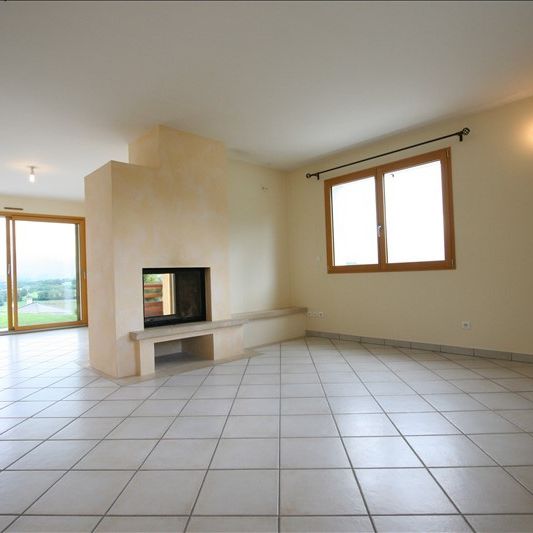 Location Maison 4 pièces 139m² ALLONZIER LA CAILLE 74350 - Photo 1