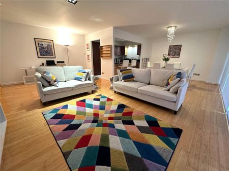 2 bedroom apartment to rent - Photo 3