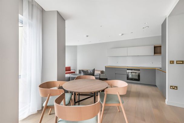 Available from 23/12/2025 - 2 Bed Apartment, Furnished - Photo 1