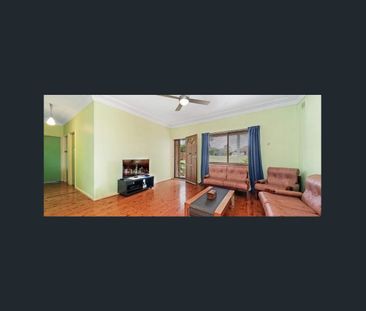 Comfortable Family Living in a Quiet Toongabbie Location - Photo 1