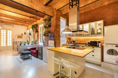 Ronda de Sant Antoni, Barcelona, Catalonia 08001 - Photo 2