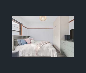 Character Family Home - Photo 6