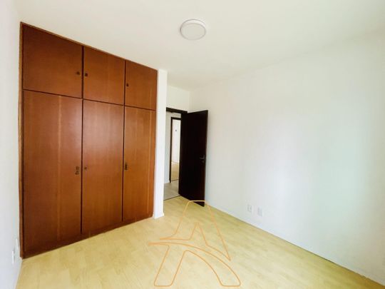 Apartamento Amplo Com 03 Dormitórios No Bairro Ponta Aguda - Foto 1