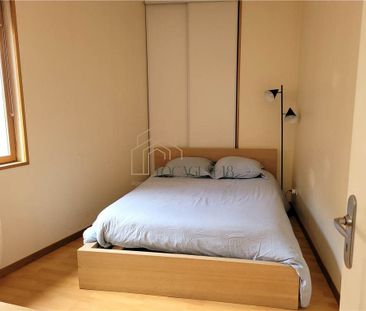 BOURGES COURSARLON - T2 MEUBLÉ DONNANT SUR COUR - Photo 2