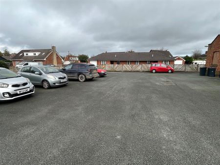 Wilfred Owen Close, Oswestry - Photo 5