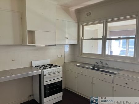 9 Ray Street, Dandenong - Photo 3