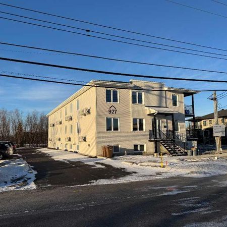 1 mois gratuit - Logement 5 1/2 demi Sous-sol - Salaberry-de-Valleyfield - Photo 3