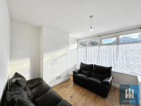 3 bedroom semi-detached house to rent - Photo 3