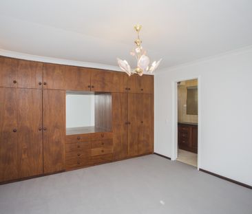 Spacious Home – Perfect for Relaxed, Low-Maintenance Living! - Photo 2