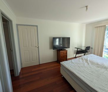 Clarinda - Photo 5