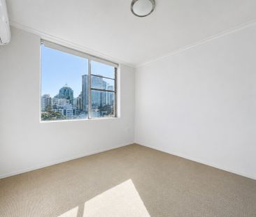 Light & Bright Apartment in Convenient Location ** Available 04/07/... - Photo 6