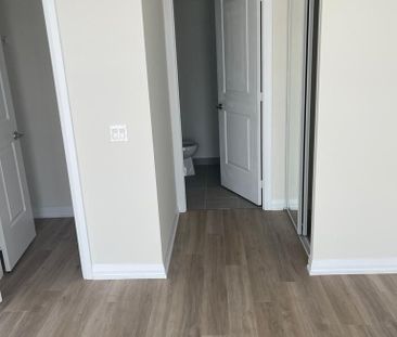 For Lease - 35 Watergarden Drive Unit# 1019, Mississauga, Ontario - Photo 1