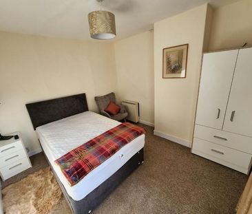 4 bedroom house share to rent - Photo 1