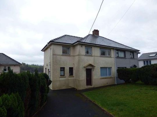 Heol-y-gilfach, Llandysul, Ceredigion, SA44 - Photo 1