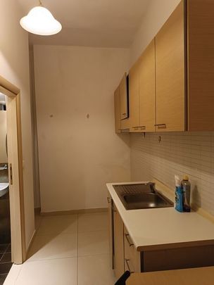 Studio/Γκαρσονιέρα για ενοικίαση Πλατεία Ναυαρίνου (Κέντρο Θεσσαλονίκης) - Φωτογραφία 1