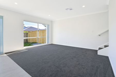 Three Bedroom Townhouse In Tahmoor - Photo 4
