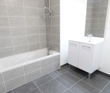 Location Appartement 3 pièces 62m² ST HERBLAIN 44800 - Photo 2