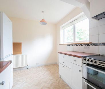 2 bedroom maisonette to rent - Photo 5