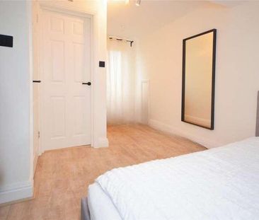 Staverton Road, Hornchurch, Essex, RM11 - Photo 2