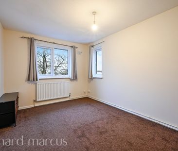 Well Close, Streatham - Photo 4